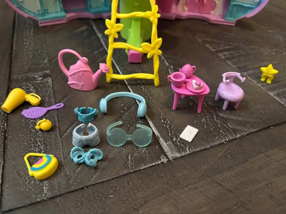 Blume Secret Surprise Garden image indicator(3)