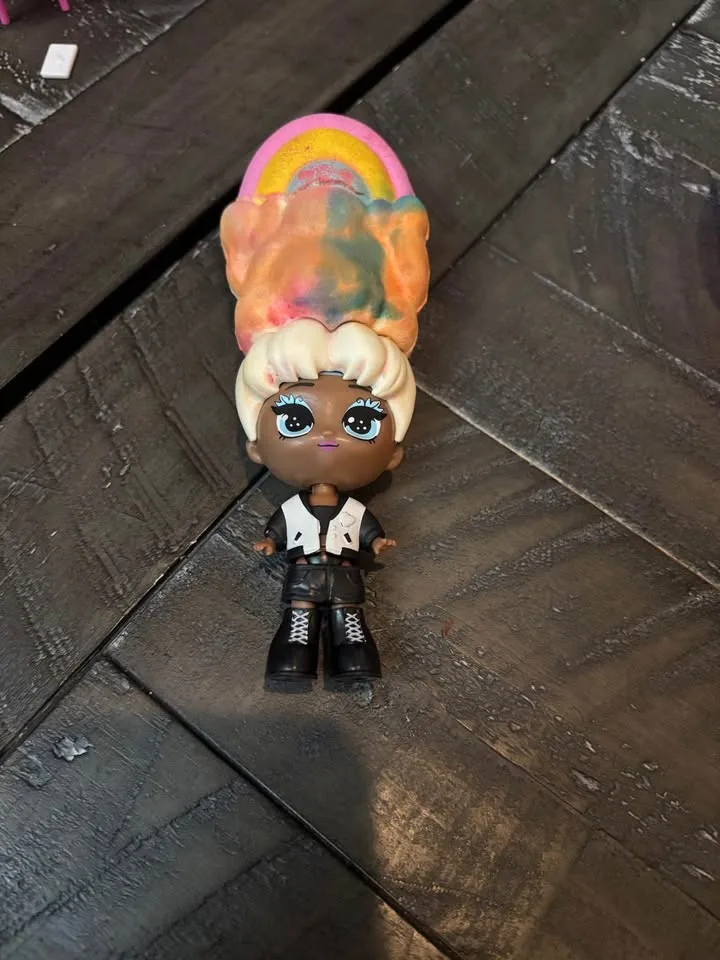 Blume Secret Surprise Garden image indicator(5)