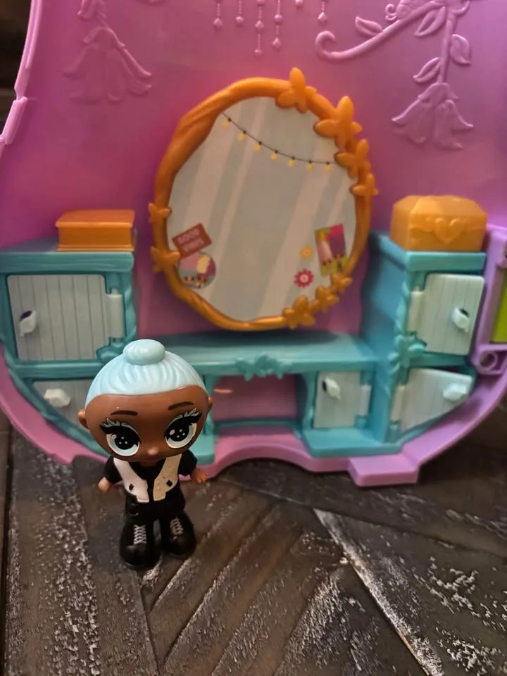 Blume Secret Surprise Garden image indicator(9)