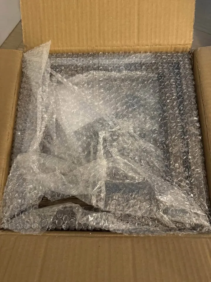 4 Light Farmhouse Chandelier image indicator(3)