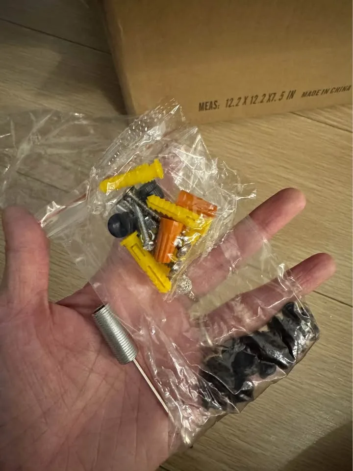 4 Light Farmhouse Chandelier image indicator(6)