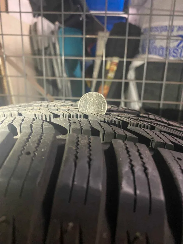 FIRESTONE WINTERFORCE 2 225/65R16 100S Tires with rims on sale image indicator(7)