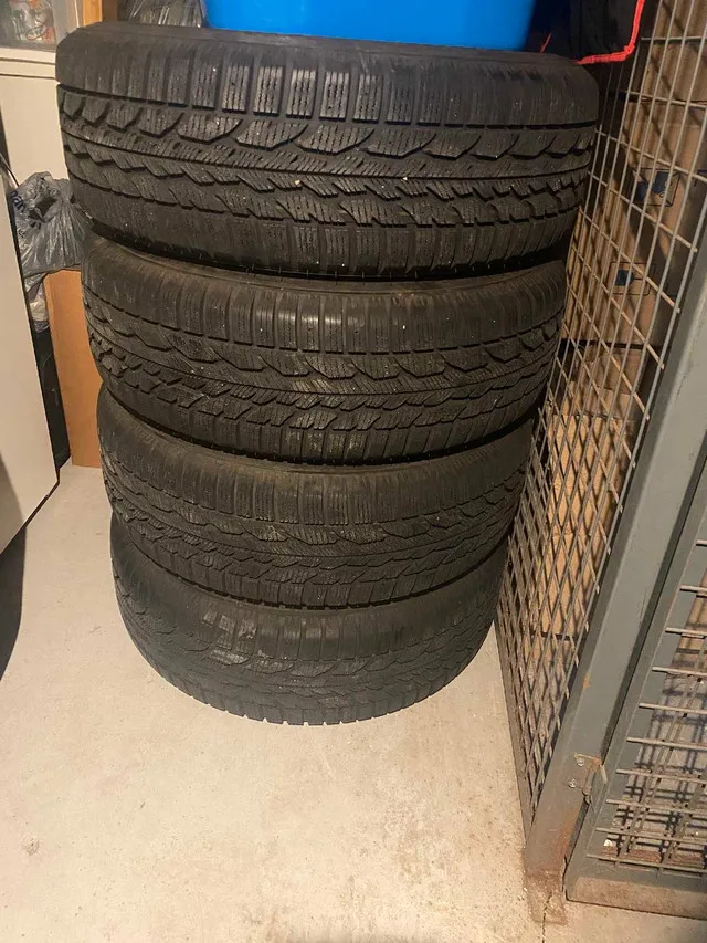 FIRESTONE WINTERFORCE 2 225/65R16 100S Tires with rims on sale image indicator(9)