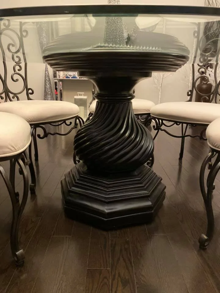 Drexel Solid Wood Table image indicator(2)