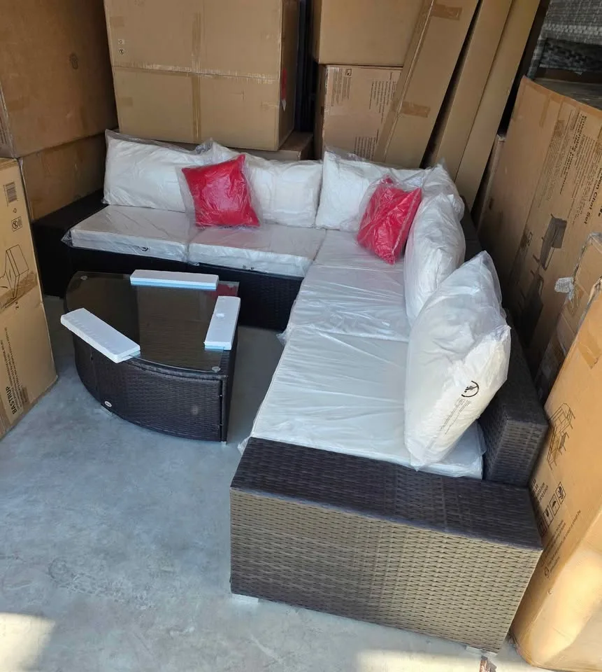 Brand new 6pc patio sectional set. Assembled. On sale image indicator(3)