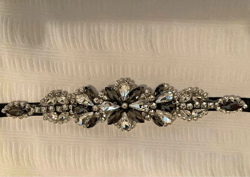 Beautiful Rhinestone Black Belt thumbnail