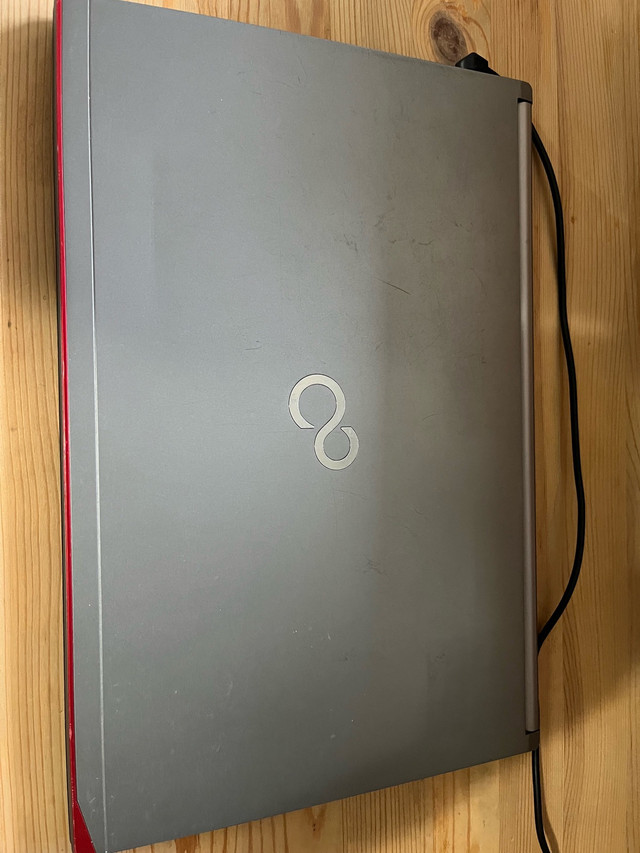 Fujisu Lifebook E756 laptop - photo 3