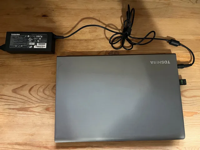 Toshiba tecra z40-a laptop image indicator(2)