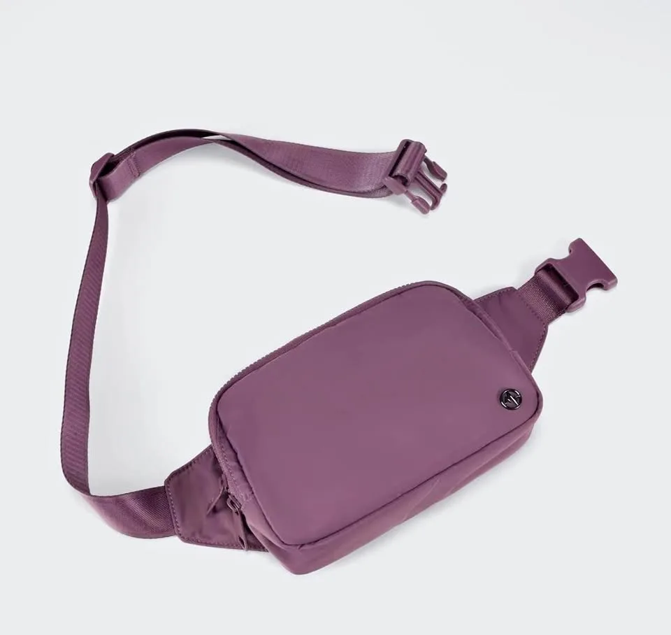 Shoulder bag *Brand new*