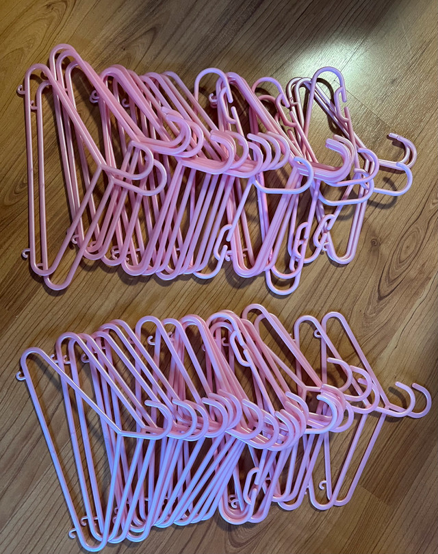 kids clothes hanger - pink