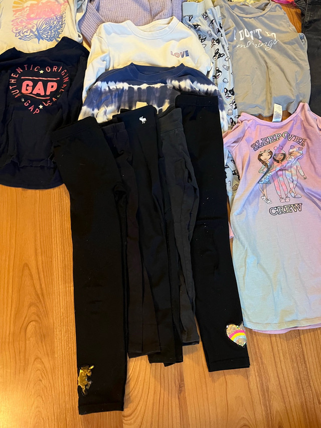 kids clothing size 8 girls 30 pieces - Lot 2 - photo 2