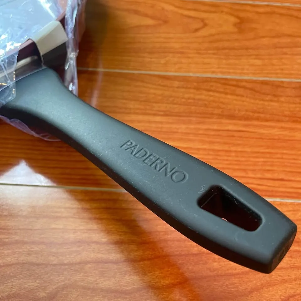 PADERNO 12” Non-Stick Frying Pan, Maroon image indicator(4)