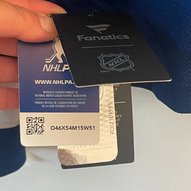 New Maple Leafs Marner Jersey fanatics image indicator(10)