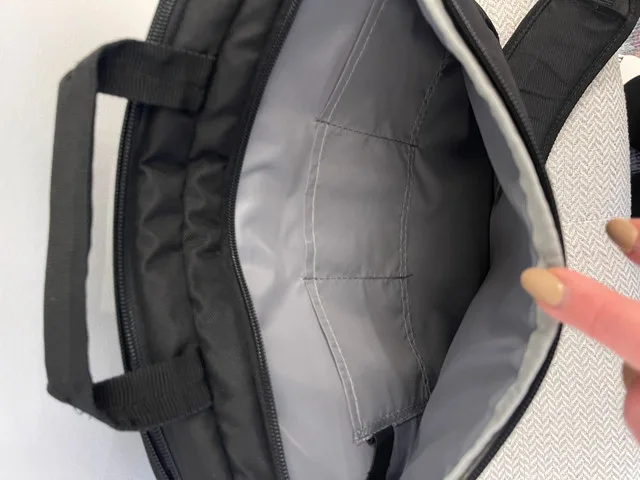 Amazon basics 14” laptop bag black carrying image indicator(5)