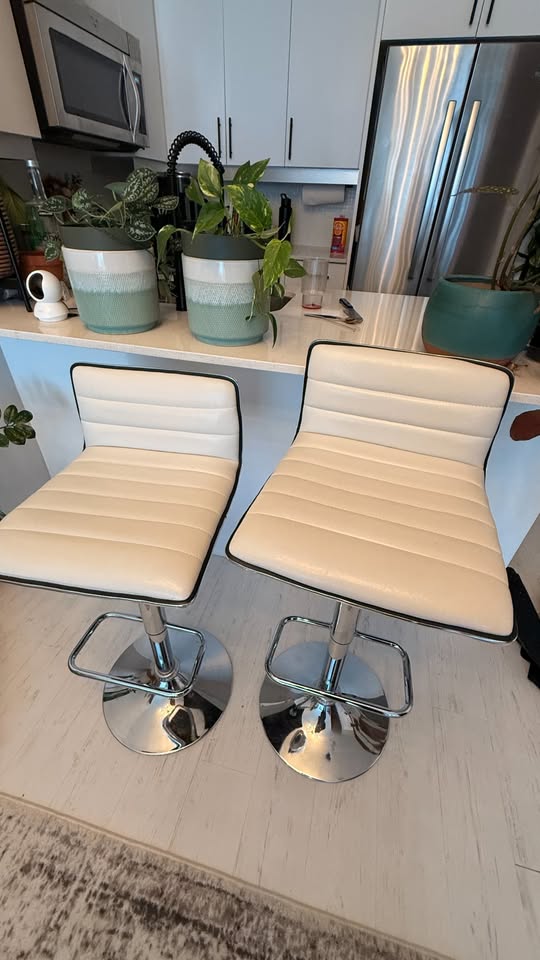 Bar stools - photo 2