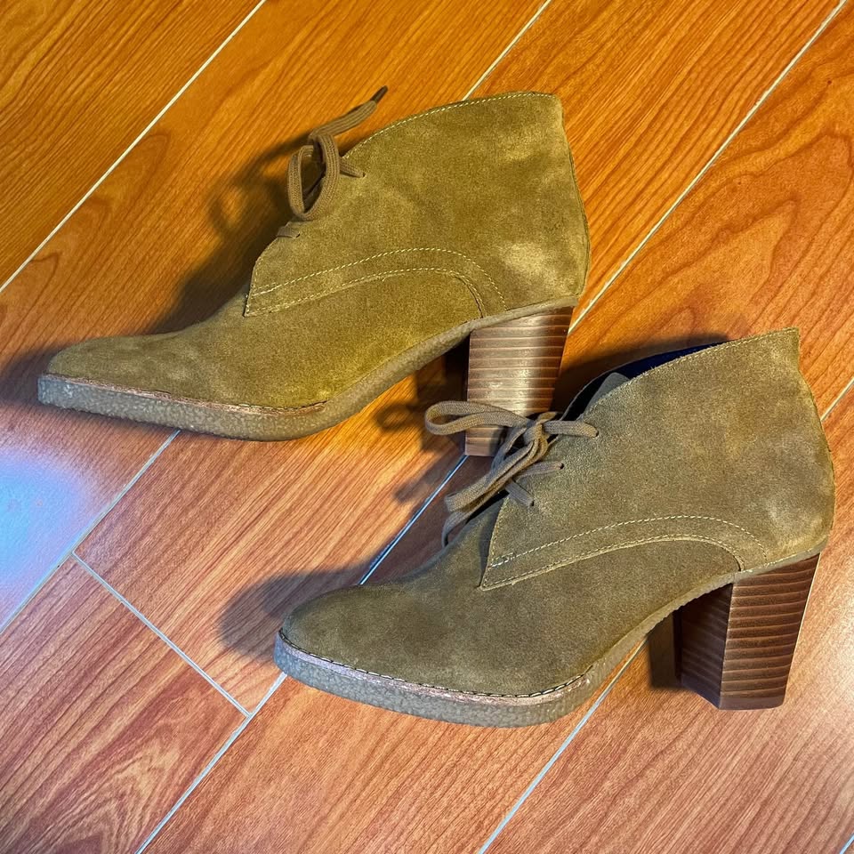 NEW✨GAP US8 Lace Up Suede Ankle Booties - photo 2