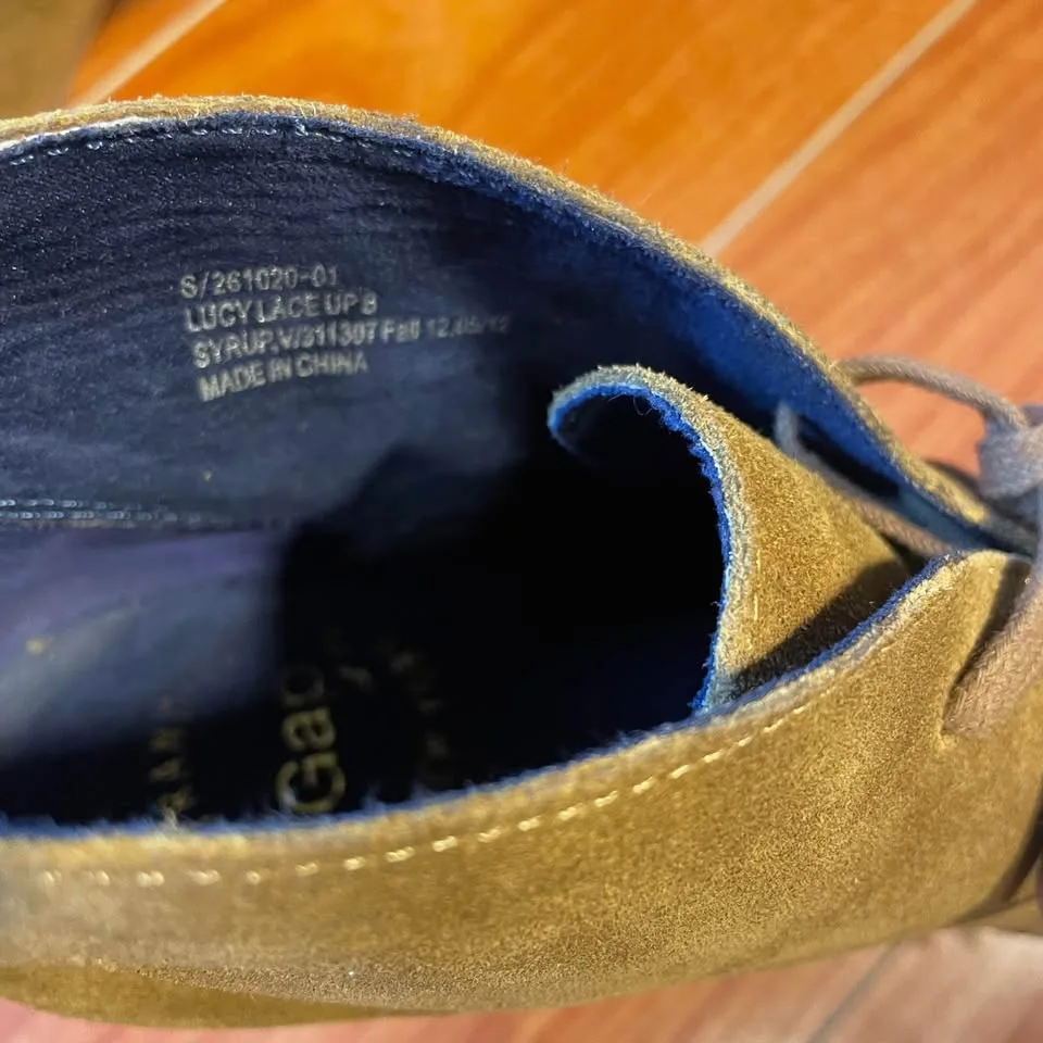 NEW✨GAP US8 Lace Up Suede Ankle Booties image indicator(4)