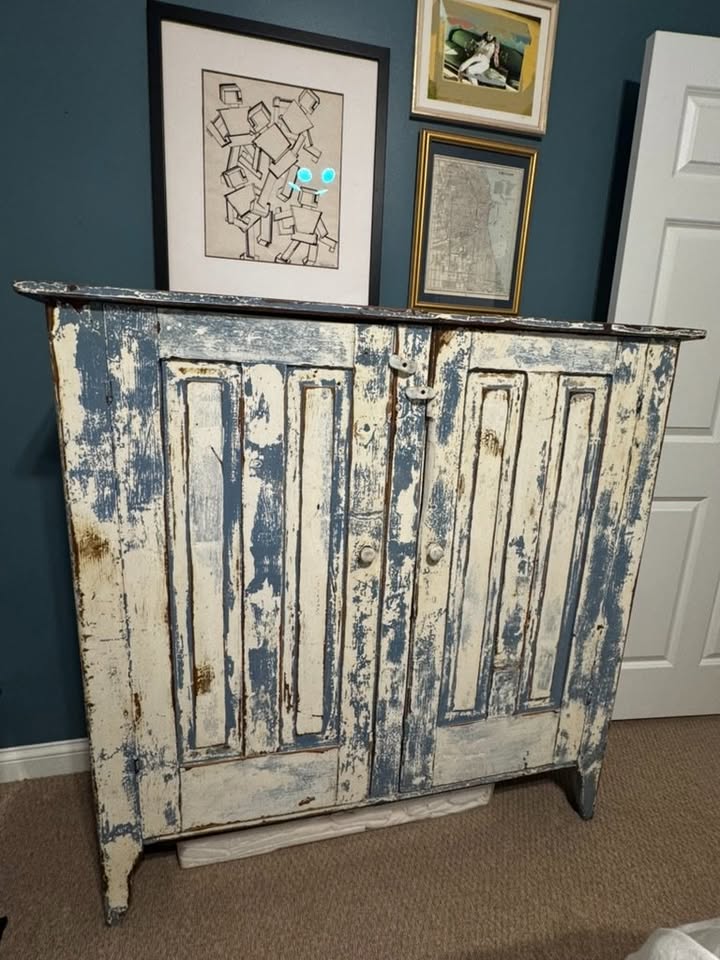 Vintage Farmhouse Cabinet - photo 2