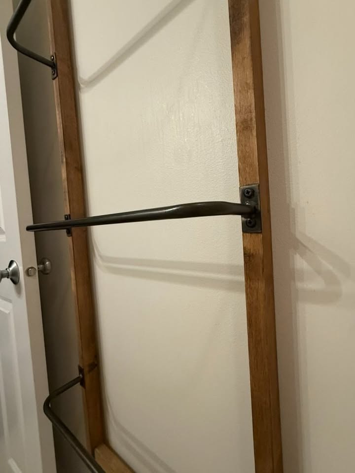 Farmhouse Towel or Blanket Ladder Decor- Like New - photo 3