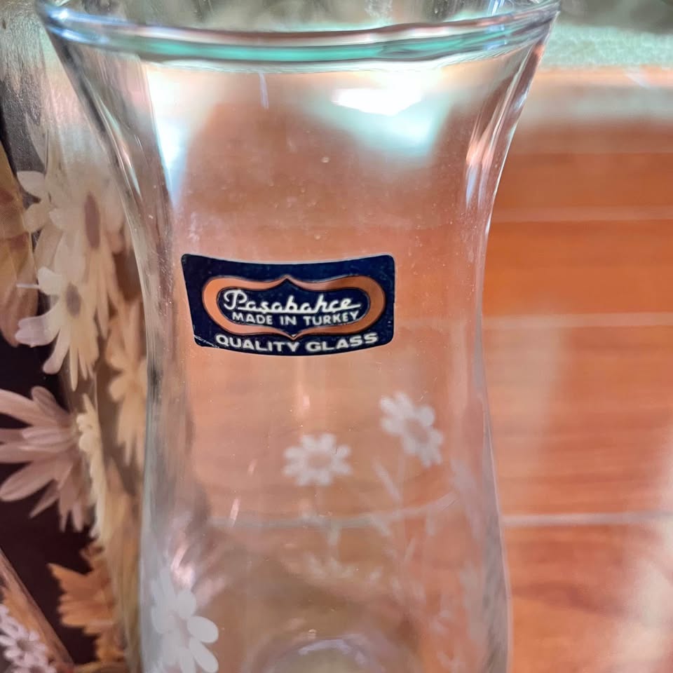 7” HAND-CUT CRYSTAL VASE with Floral Design - photo 3