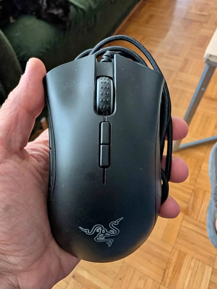 Deathadder Elite Razer gaming mouse thumbnail