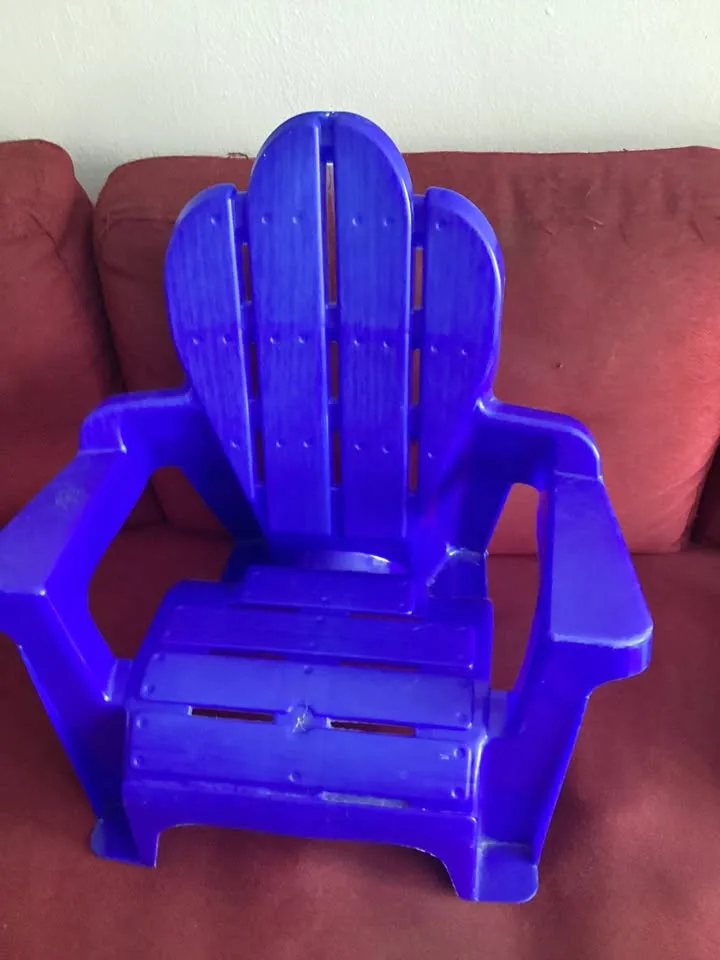 Child lightweight chair thumbnail