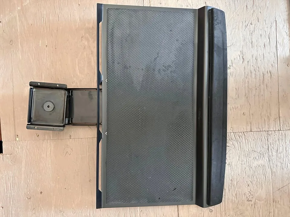 Keyboard Tray under desk mount thumbnail