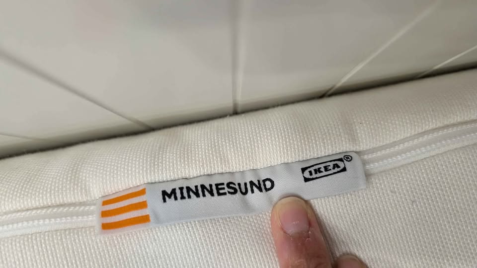 Hemnes Ikea day bed with mattress - photo 5