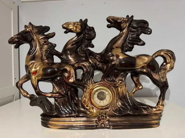 Horse Clock