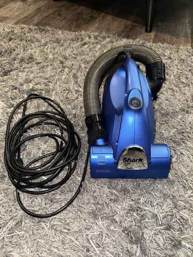 Powerful SHARK Bagless Cyclonic Hand Vac (V15Z) - photo 2
