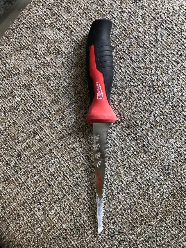 Milwaukee Knife thumbnail
