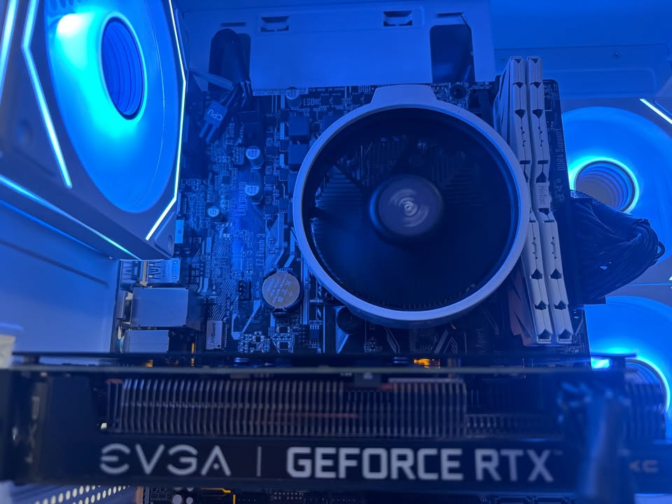 White RTX 3060 12GB VRAM Gaming PC - Ryzen 5 3600, 16GB RAM, SSD - photo 4