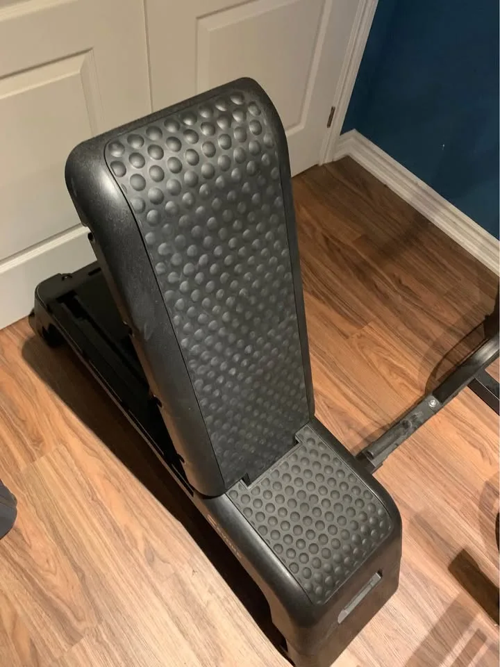 Adjustable CANPA Squat Rack – Sturdy & Reliable image indicator(2)