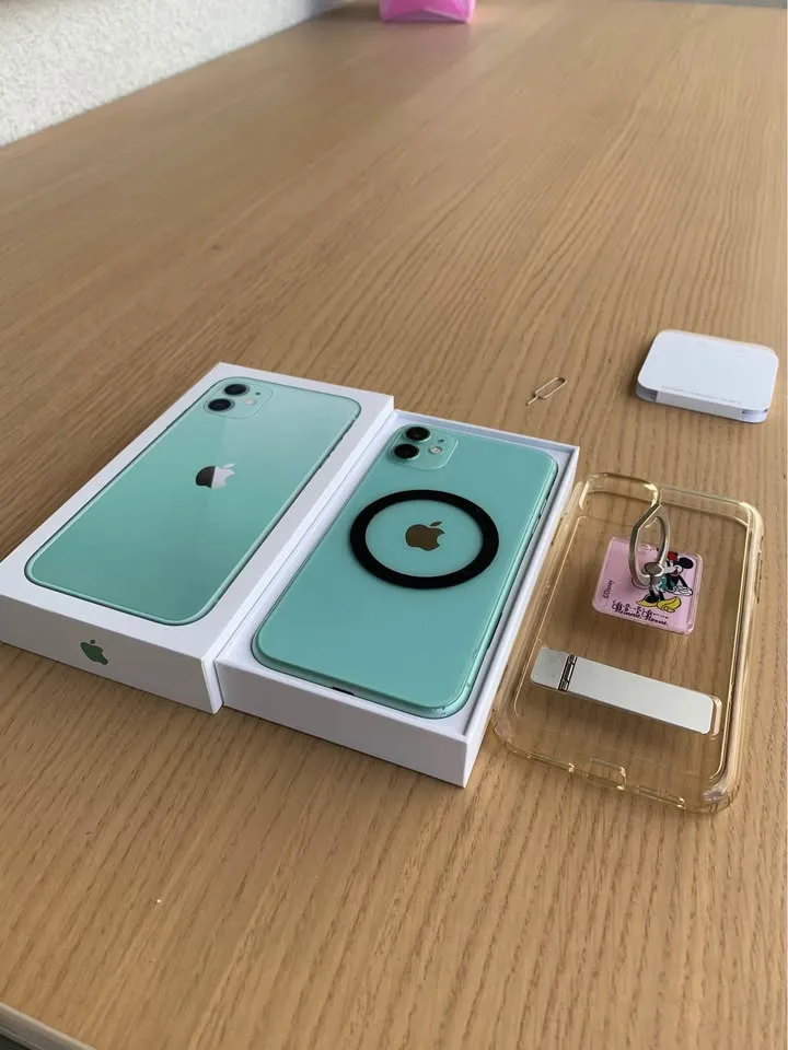 iPhone 11 – Mint Green (64 GB) | Excellent Condition image indicator(3)