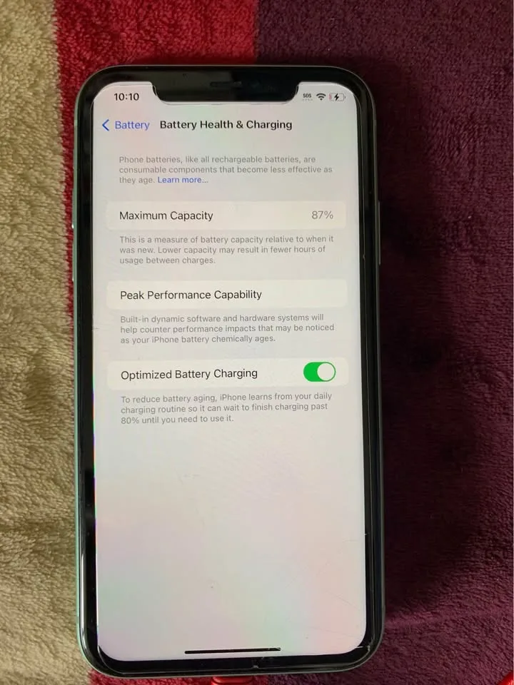 iPhone 11 – Mint Green (64 GB) | Excellent Condition image indicator(8)