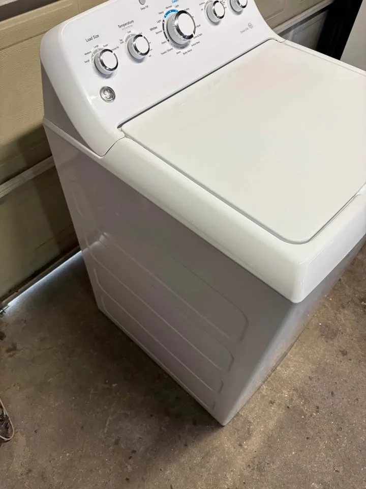 Like New GE Top Load Washer 27" w/ 30-Day Warranty image indicator(4)