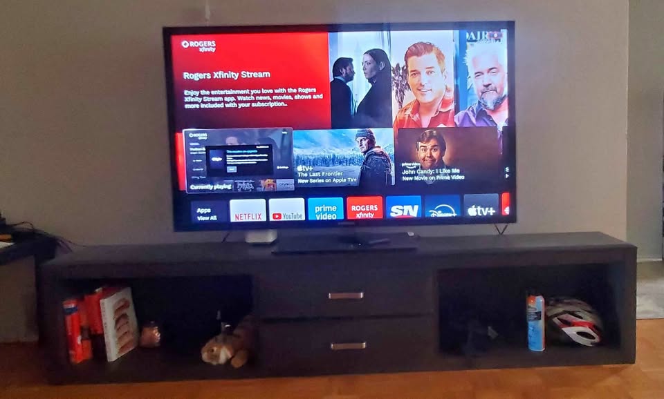 Modern TV Stand / Media Console