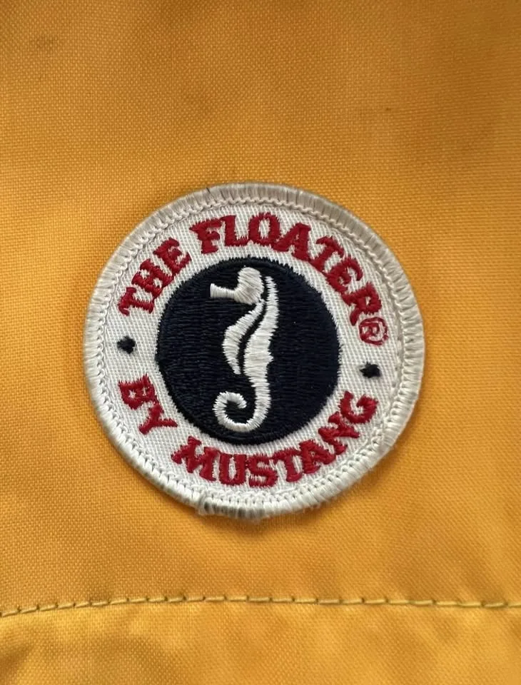 Mustang Floater Jacket, Medium image indicator(3)