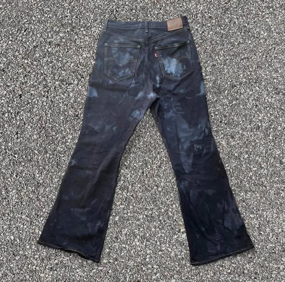 Levis 70s women’s Acid wash flares custom handmade in W30 L30 image indicator(2)