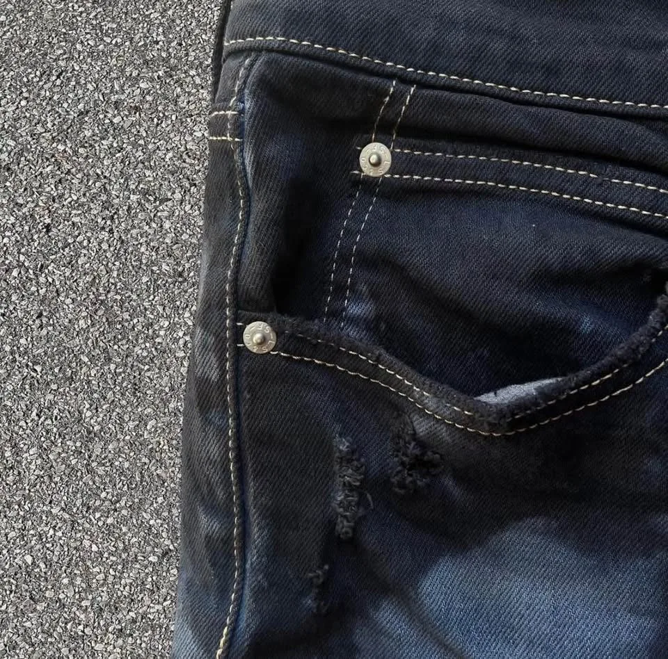 Levis 70s women’s Acid wash flares custom handmade in W30 L30 image indicator(3)