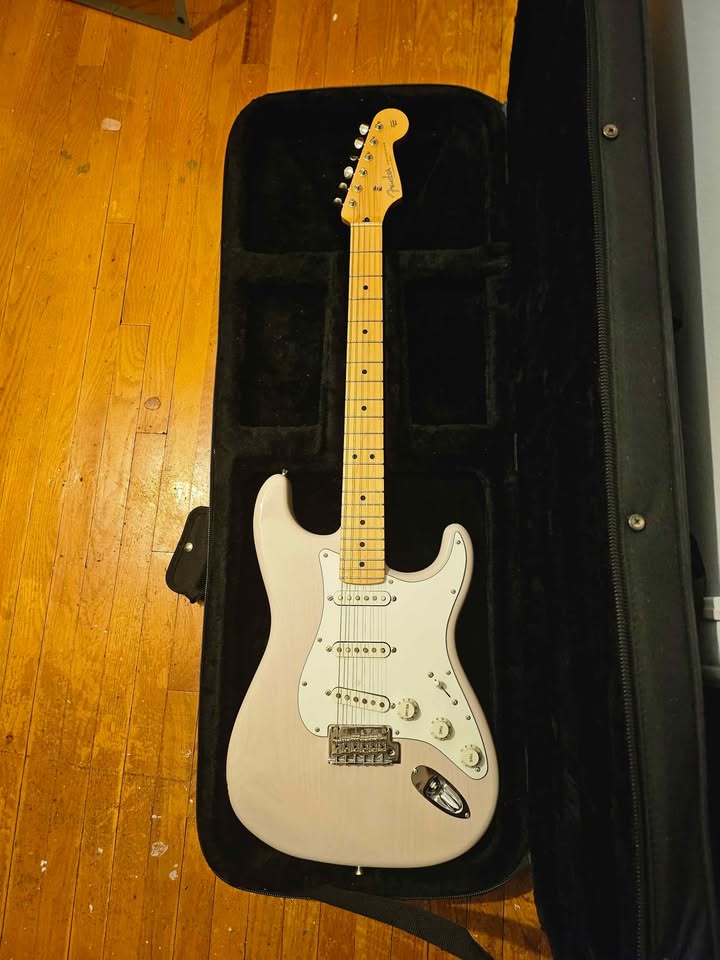 Fender Japan Hybrid II Stratocaster 2023 Electric Guitar - photo 3