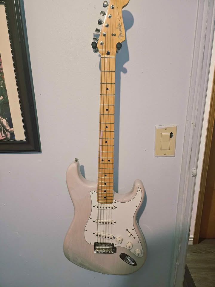 Fender Japan Hybrid II Stratocaster 2023 Electric Guitar - photo 4