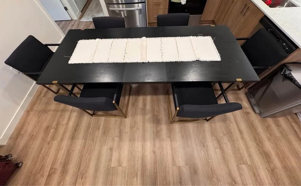 Article Oscuro Dining Table + 6 Oscuro Armchairs image indicator(3)