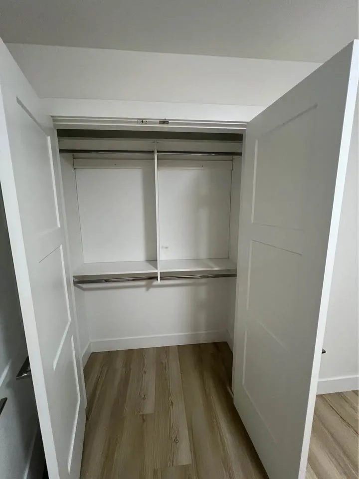 Private room for rent image indicator(4)