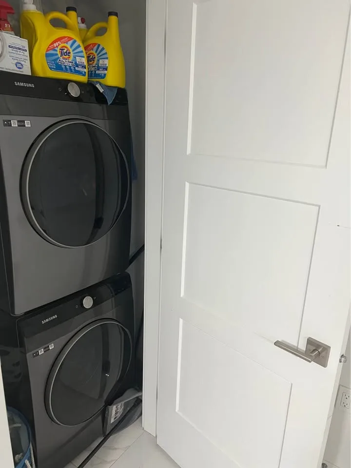 Private room for rent image indicator(6)