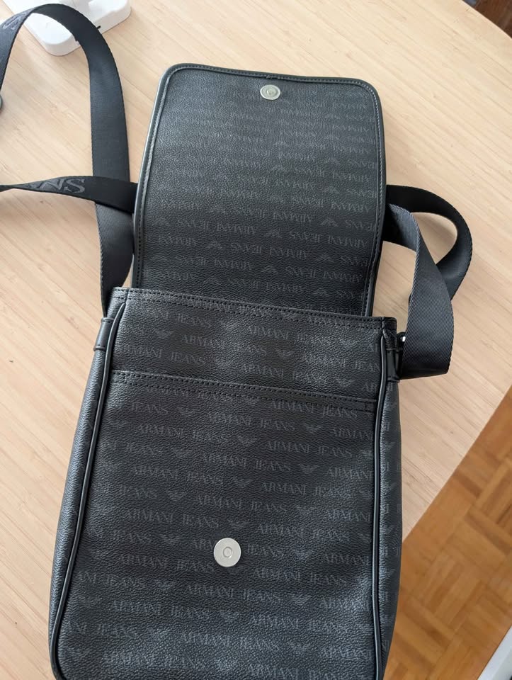 Shoulder tablet bag - photo 5