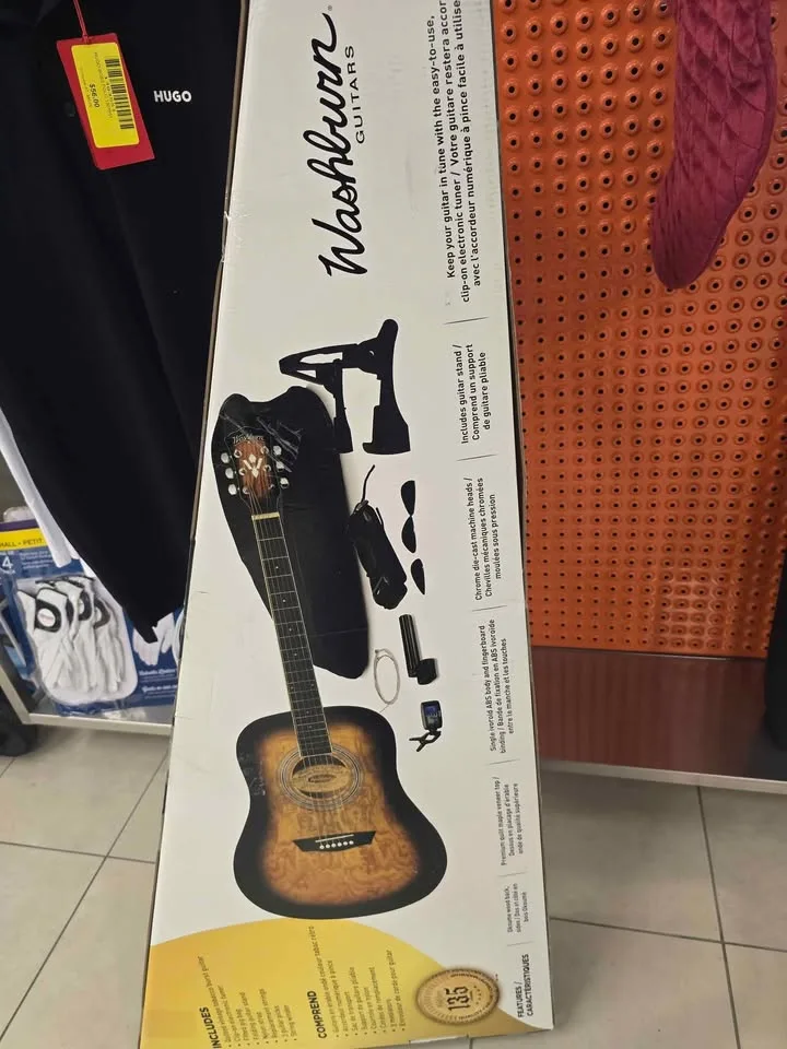 Washburn Acoustic Guitar pack image indicator(2)