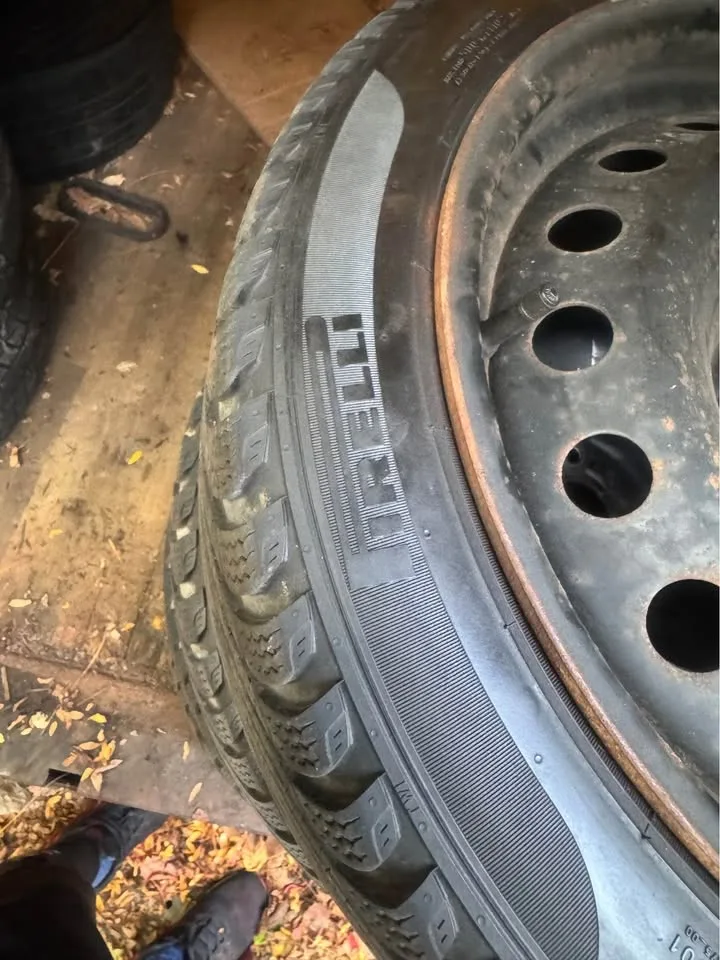 Pirelli winter tires image indicator(3)