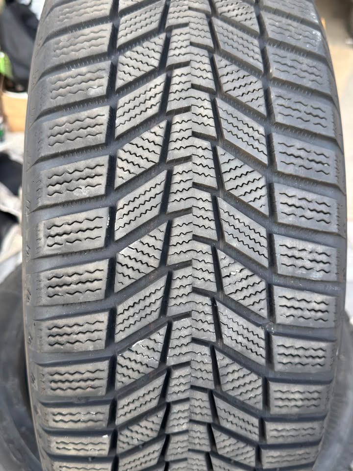 225/60/17 CONTINENTALS WINTER CONTACT!!! - photo 2