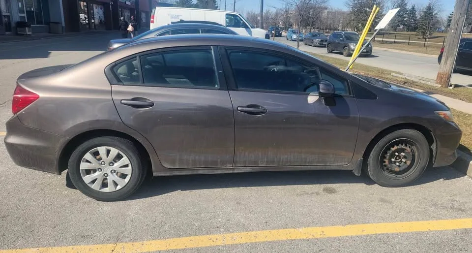 2012 Honda Civic image indicator(2)